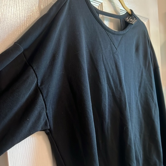 Women’s Nike open cross back top size xl - Picture 5 of 10